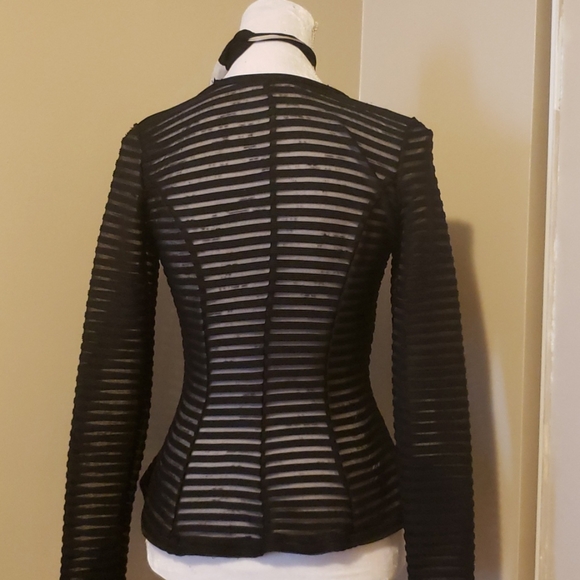 Top - Picture 2 of 2